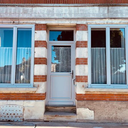 Superbe Appartement A La Croisee Des 4 Chateaux Lignieres-de-Touraine Екстер'єр фото